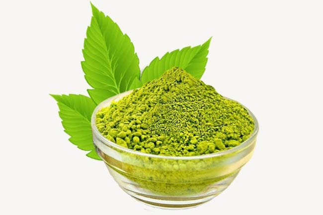 9) नीम का पाउडर (Neem Powder)