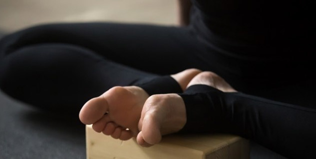 Reclined Butterfly Pose (Supta Baddha Konasana)