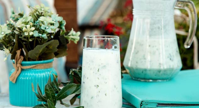 Buttermilk-Benefits-for-Skin