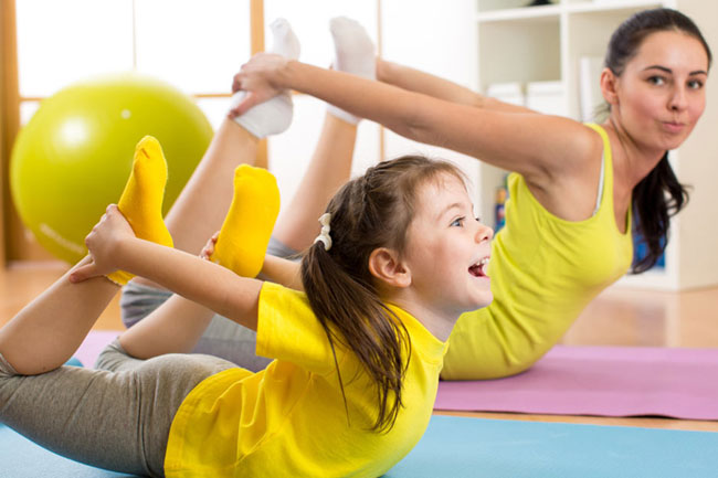 8. याेगा (Yoga)