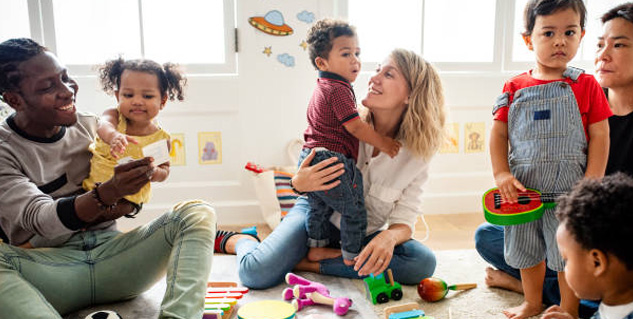 Helicopter-Parenting-Effects-Benefits