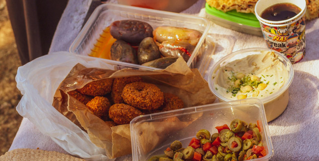 food_in_plastic_containers