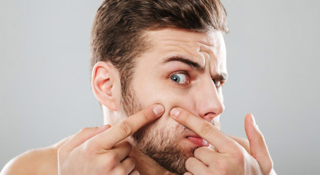 Mistakes-To-Avoid-While-Removing-Blackheads