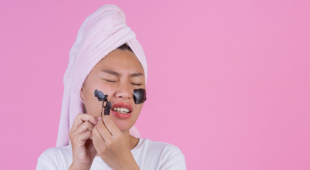 Mistakes-To-Avoid-While-Removing-Blackheads