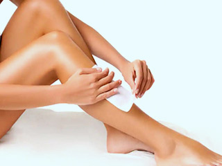 बिकिनी वैक्स के बाद हाे जाते हैं दाने और जलन? राहत पाने के लिए अपनाएं ये 9 घरेलू उपाय