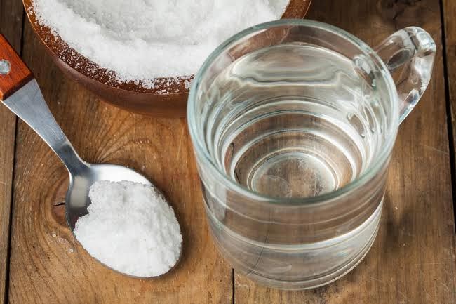 Salt water rinse
