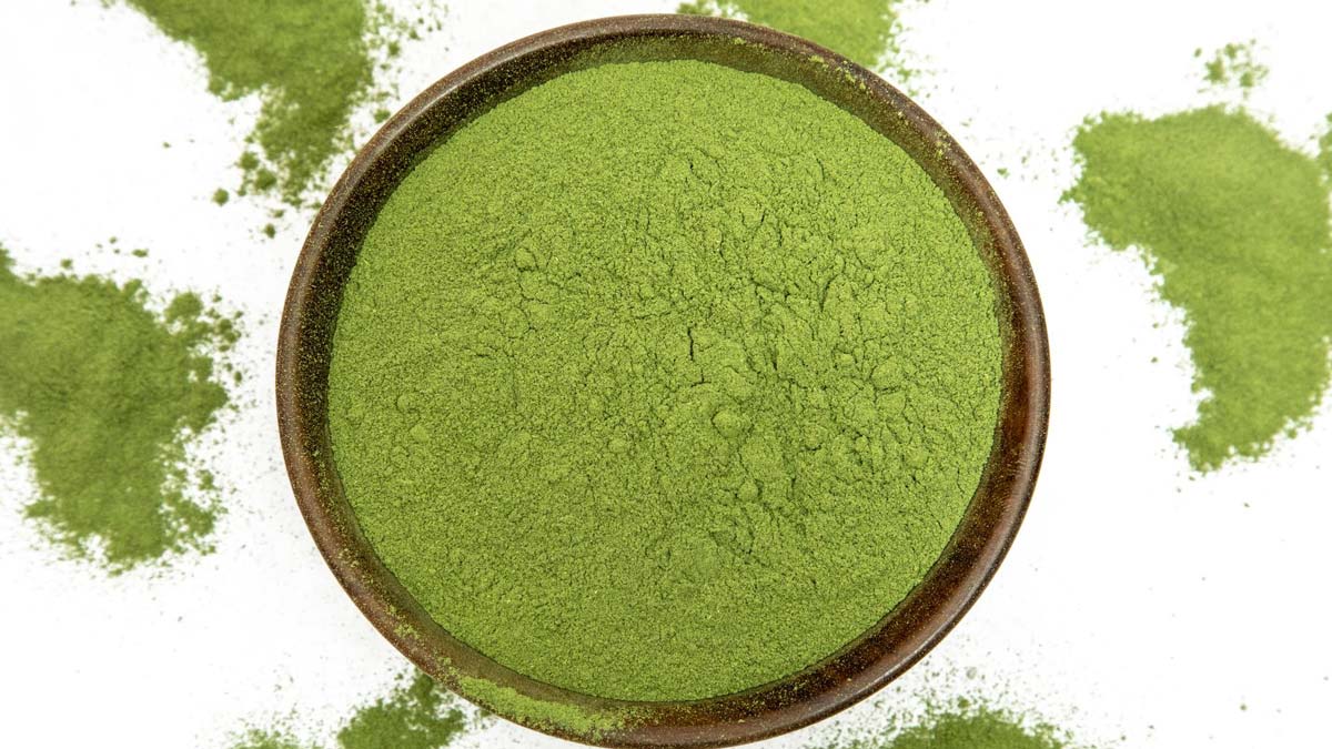 health benefits of henna for girls