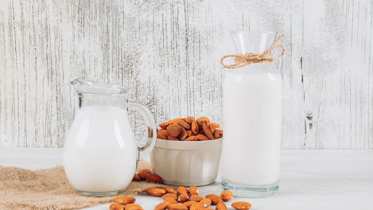 Benefits Of Drinking Almond Oil In Milk