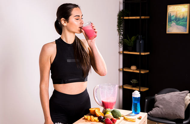 Fruit-Juice-Empty-Stomach