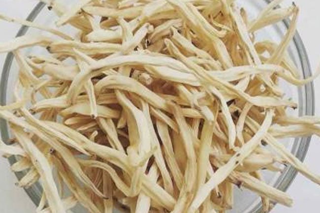 5. सफेद मूसली से बढ़ाएं वजन (safed musli for weight gain)