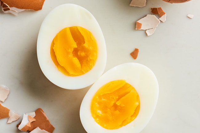 1. अंडा (Egg)