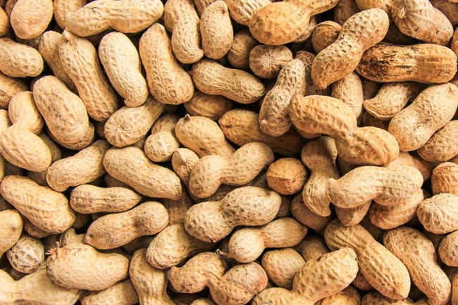 5. मूंगफली (Peanuts)