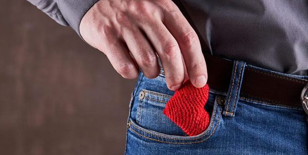 Pocketing-Dating-Trend