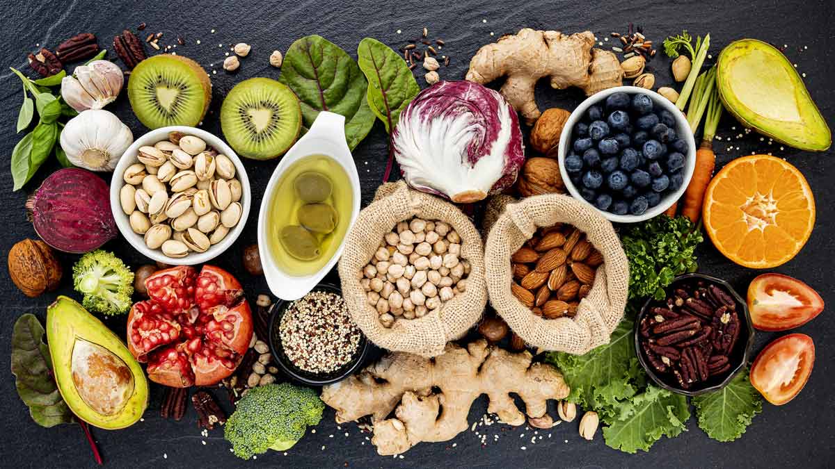 Important Nutrients To Balance Hormones In Hindi