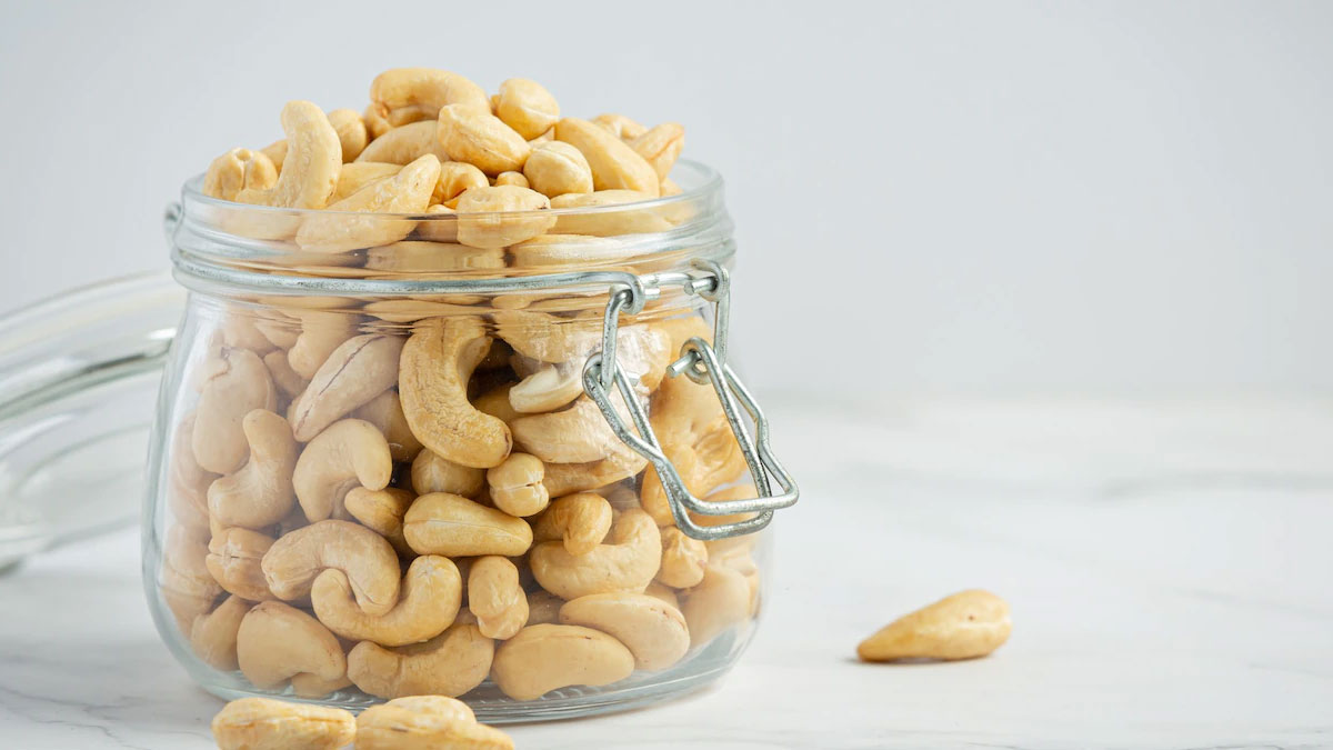 cashews benefits for weight gain