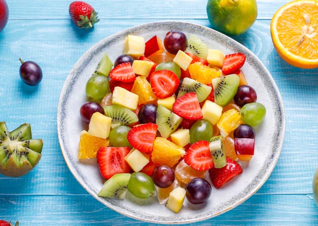 pooja makheeja fruit chaat1