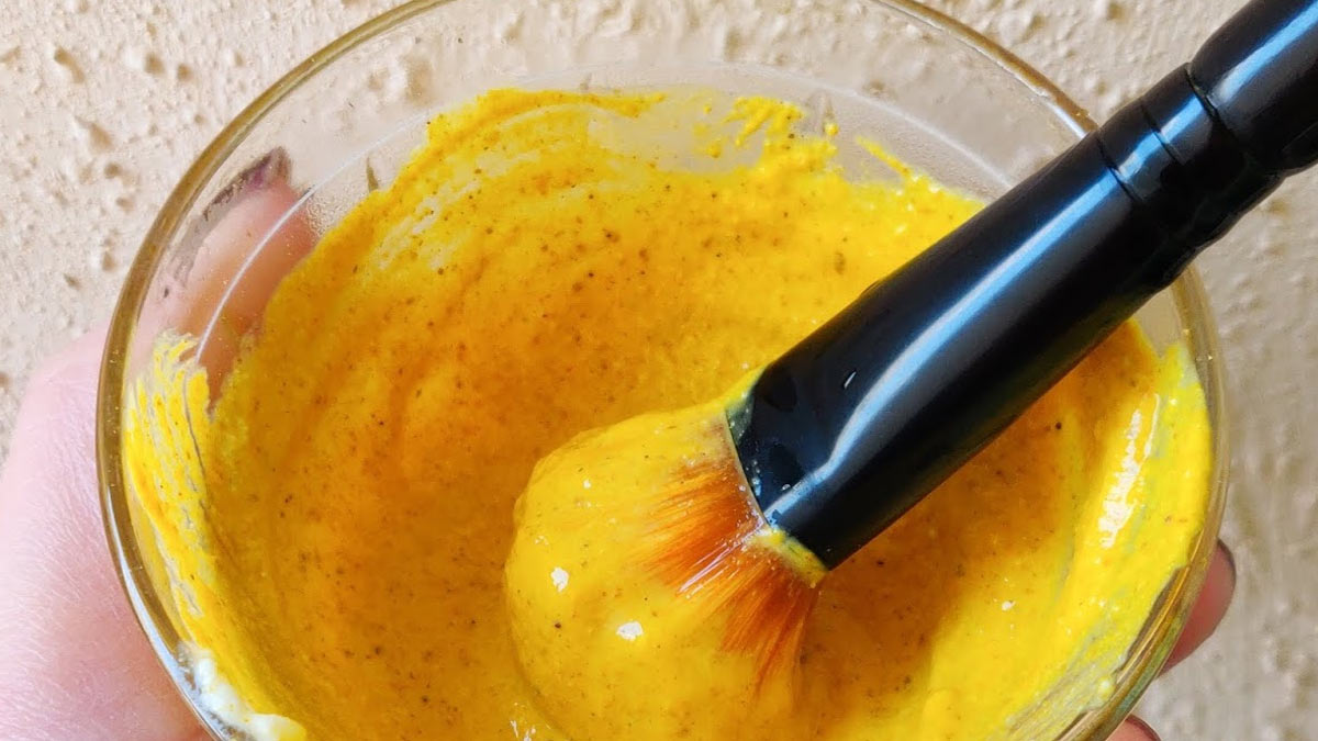 rmericbesan with rose water and tu