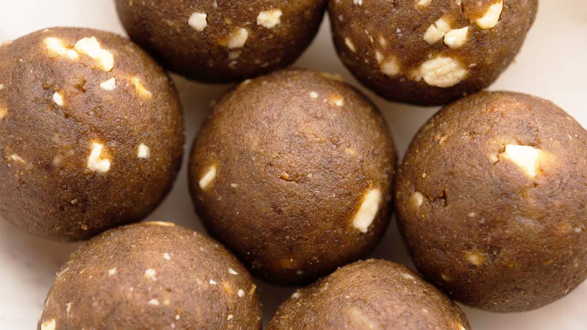 methi sonth ke ladoo