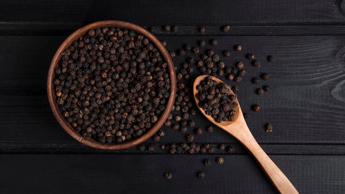 Black Pepper And Raisins Benefits In Hindi