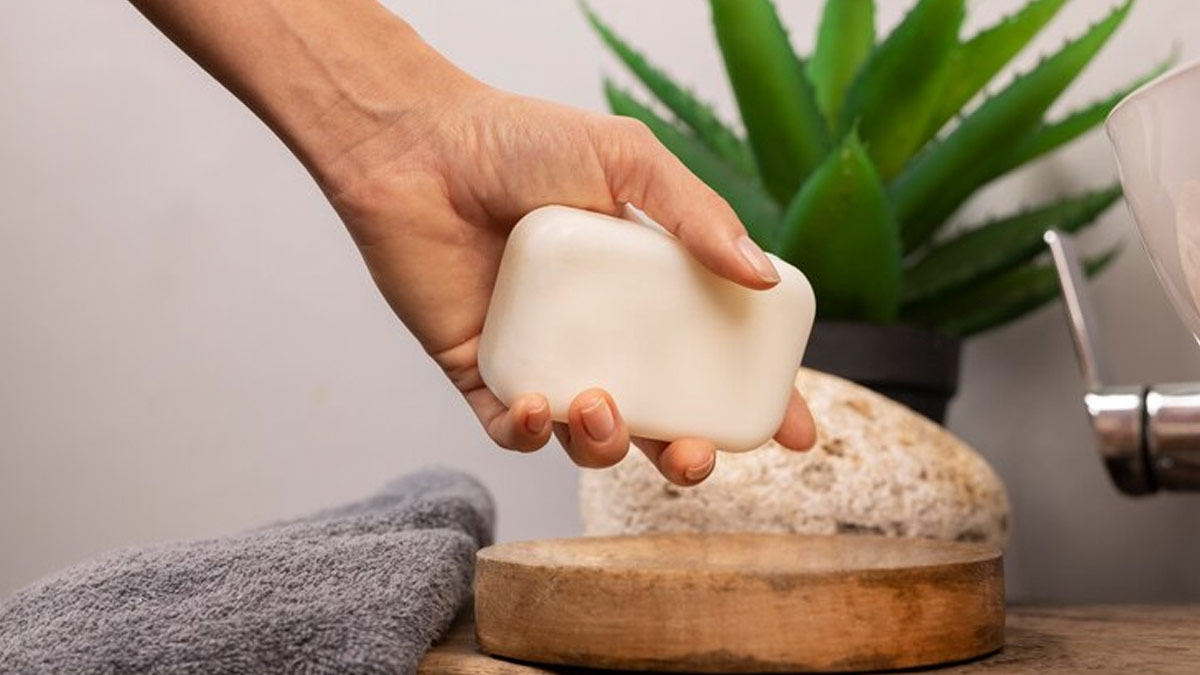 toilet soap and bathing soap