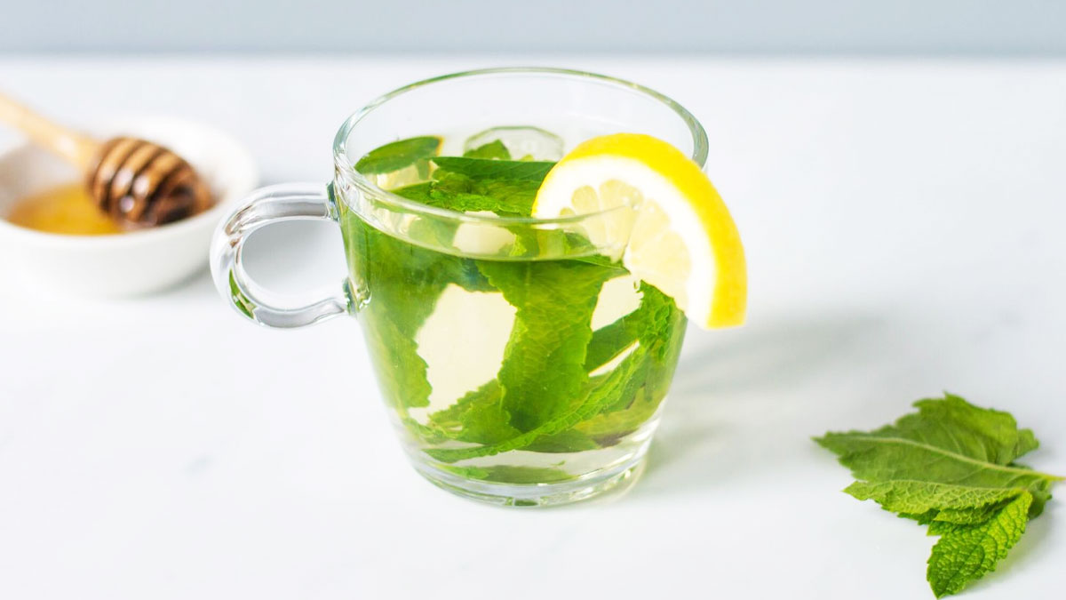 lemon water for bloating