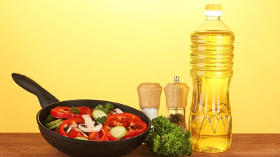 Why Choosing the Right Oil is Important for a Balanced Plate? Here Is The ICMR's Recipe For Good Health