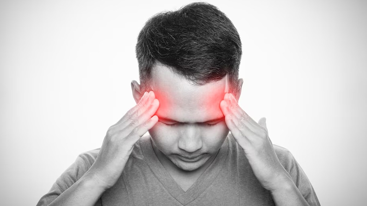 Reasons-For-Headaches-When-You-Cough