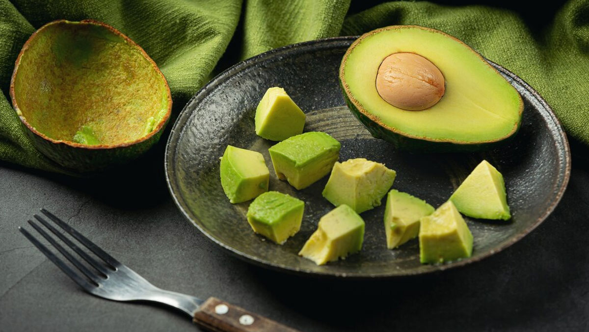 Avocado Benefits For Weight Gain in hindi