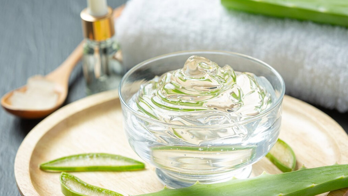Use Aloe Vera Gel For Dry Skin