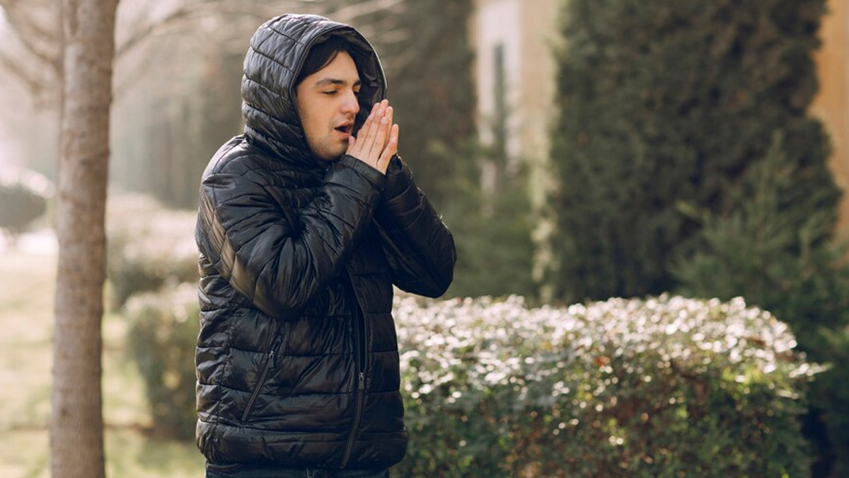 Expert Shares How Dense Fog May Worsen Rheumatic Disorders