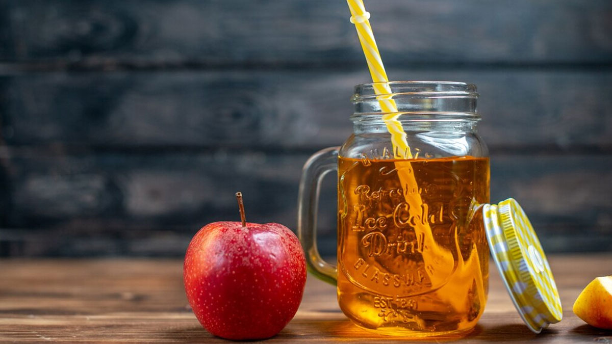 Homemade Drinks To Reduce Uric Acid Levels And Manage Gout