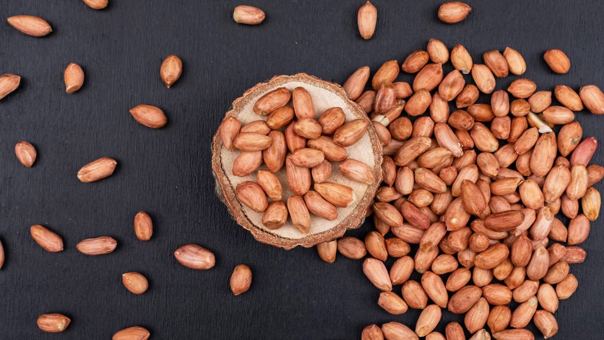 Soaked Peanuts Benefits In Hindi