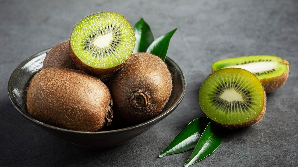 kiwi for dry skin