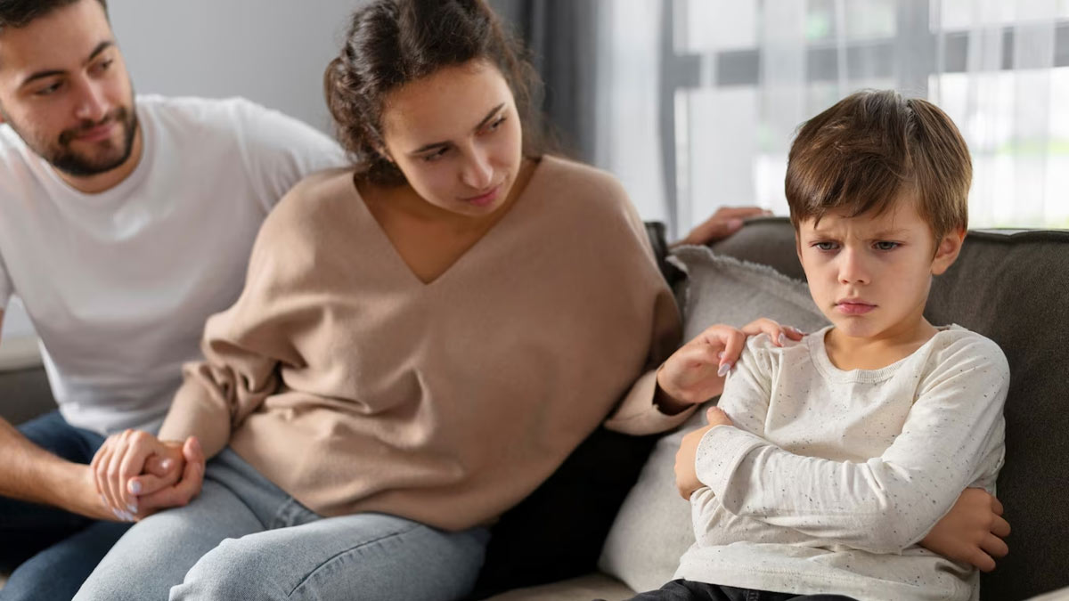 signs your child needs more attention in hindi