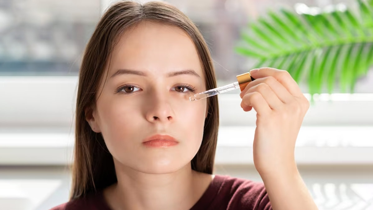 Natural Ways To Grow Eyelashes