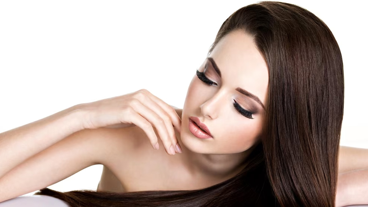 Aloe Vera And Coconut Oil For Hair Overnight Benefits in hindi