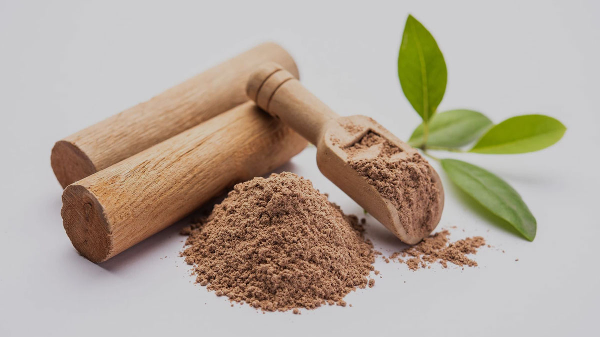 Chandan Powder Benefits for Skin in Hindi