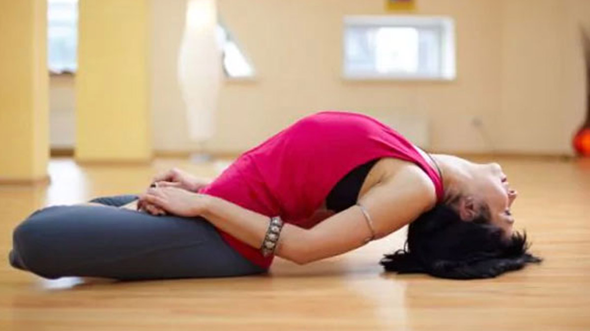 Fish-Pose-For-Glowing-Skin