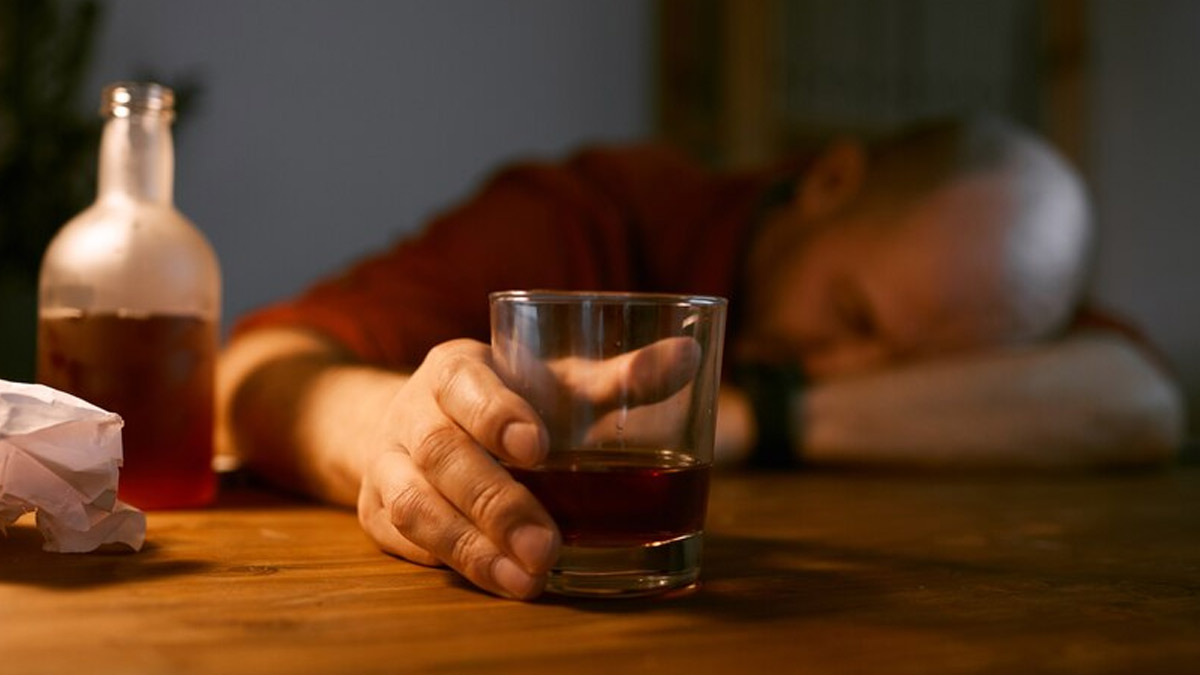 Addicted To Alcohol: Expert Lists Causes And Symptoms Of Alcohol Addiction