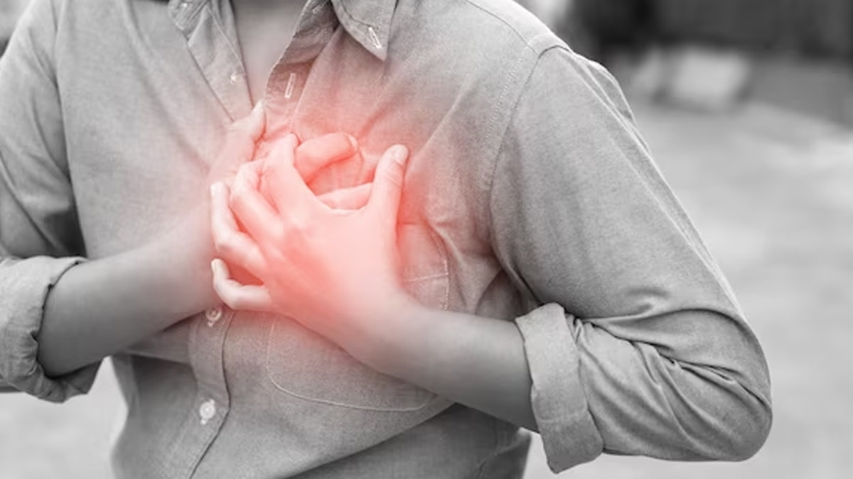 Does High Blood Pressure Cause Chest Pain in hindi