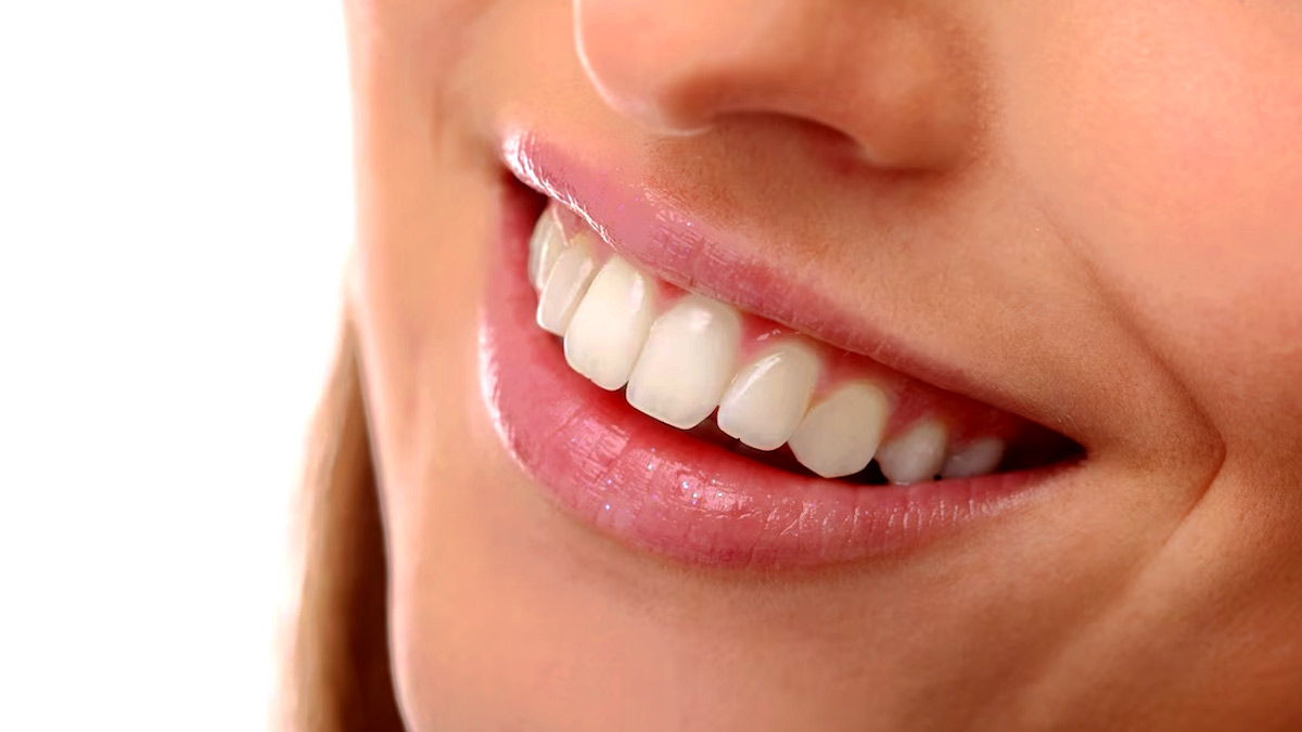 From Smoking To Eating Staining Foods: Here's What To Avoid If You Want Clean White Teeth