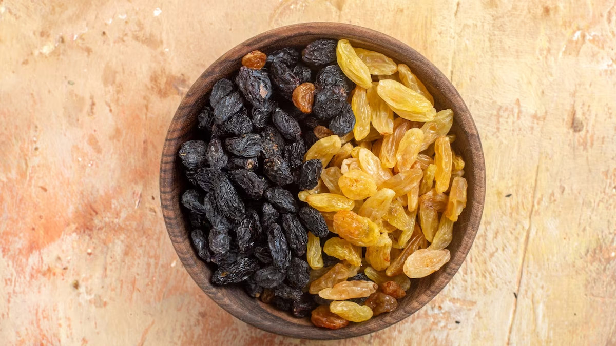 Dry-Fruits-To-Get-Rid-of-Physical-Weakness-ins22
