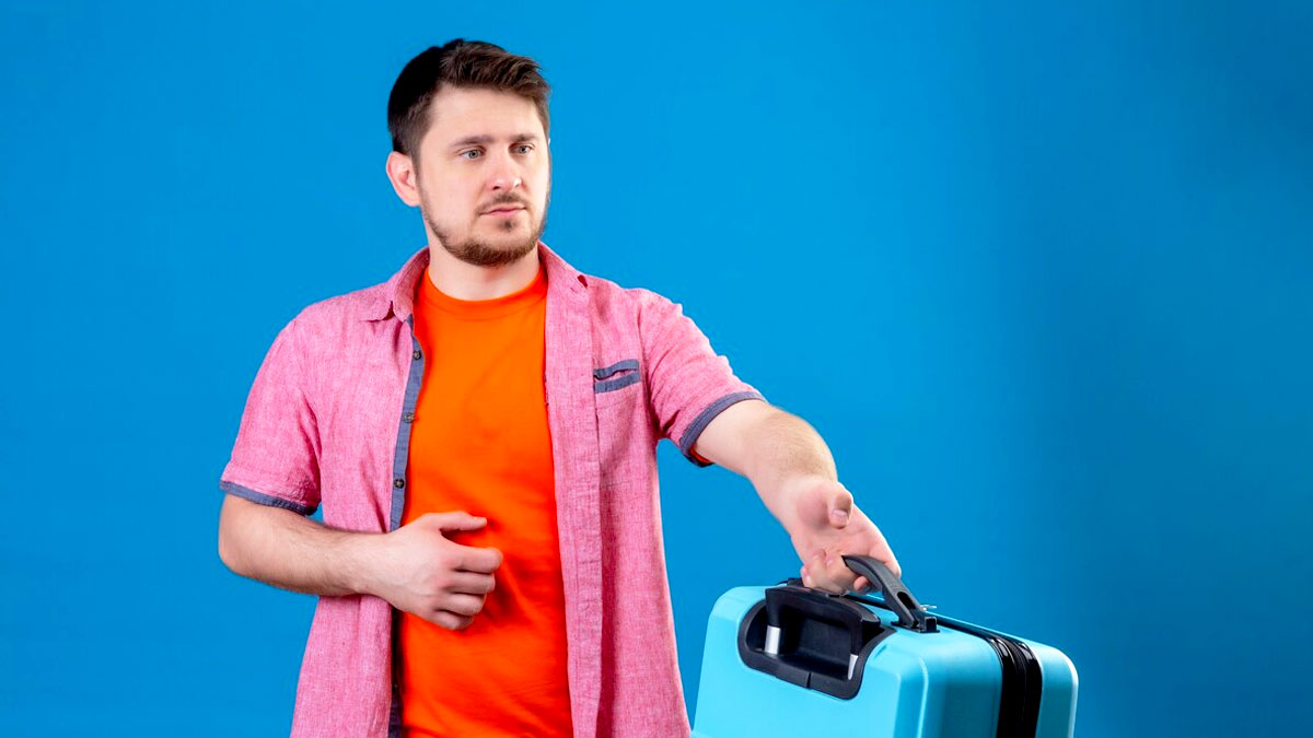 stomach ache during travelling