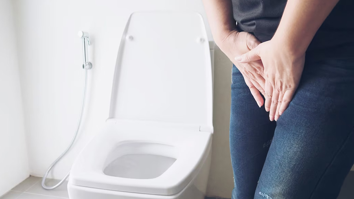 Blood In Your Urine? Expert Lists Signs In Your Pee That Can Indicate Bladder Cancer 