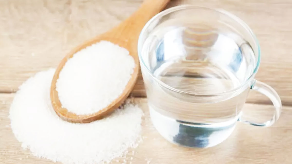 salt and sugar water in loose motion