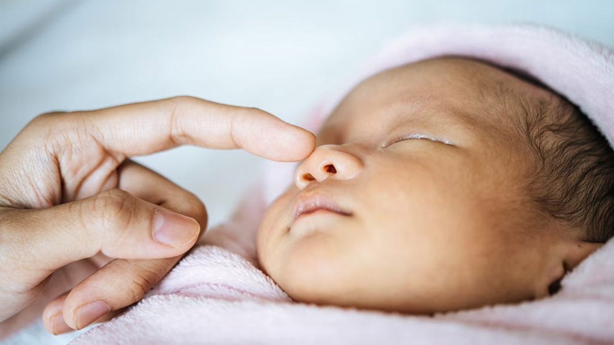 newborn skin peeling in hindi