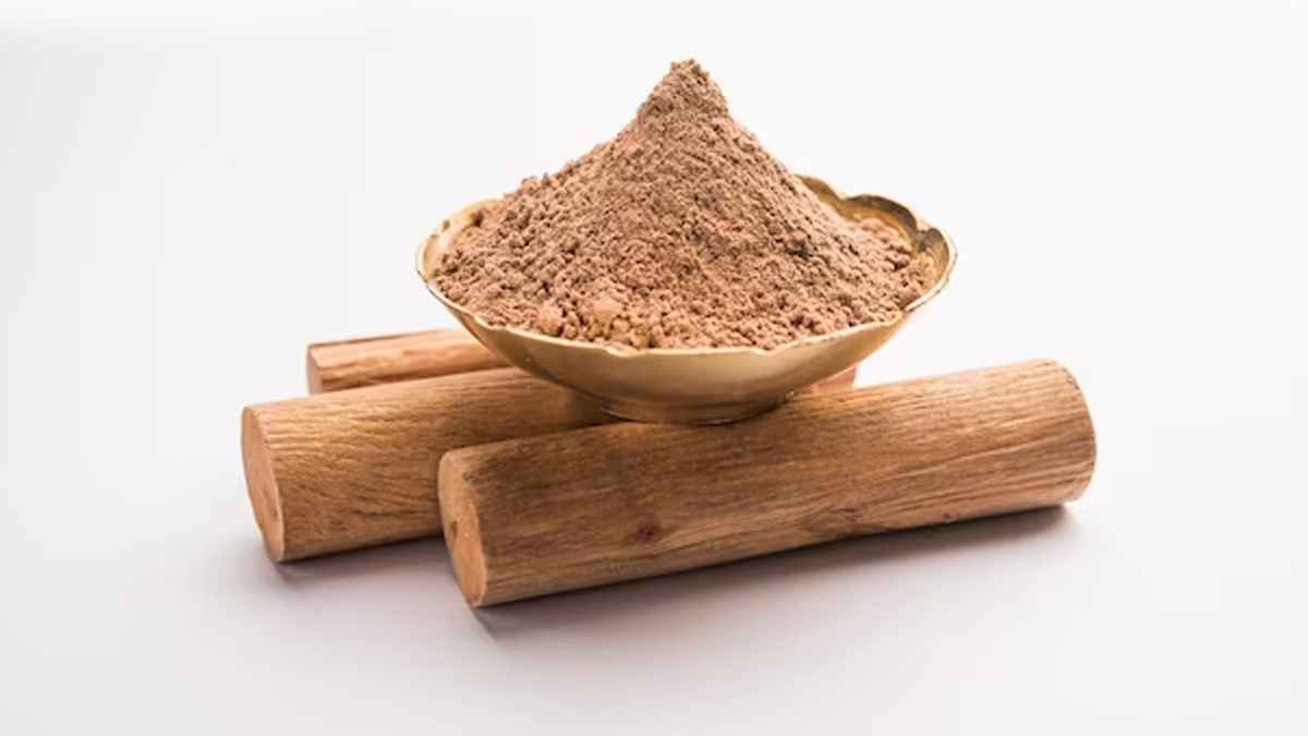 chandan [owder for small pimples in hindi