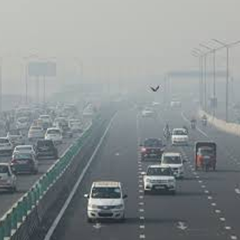 Air Pollution in Delhi Surges to Hundred Times the WHO Health Standard