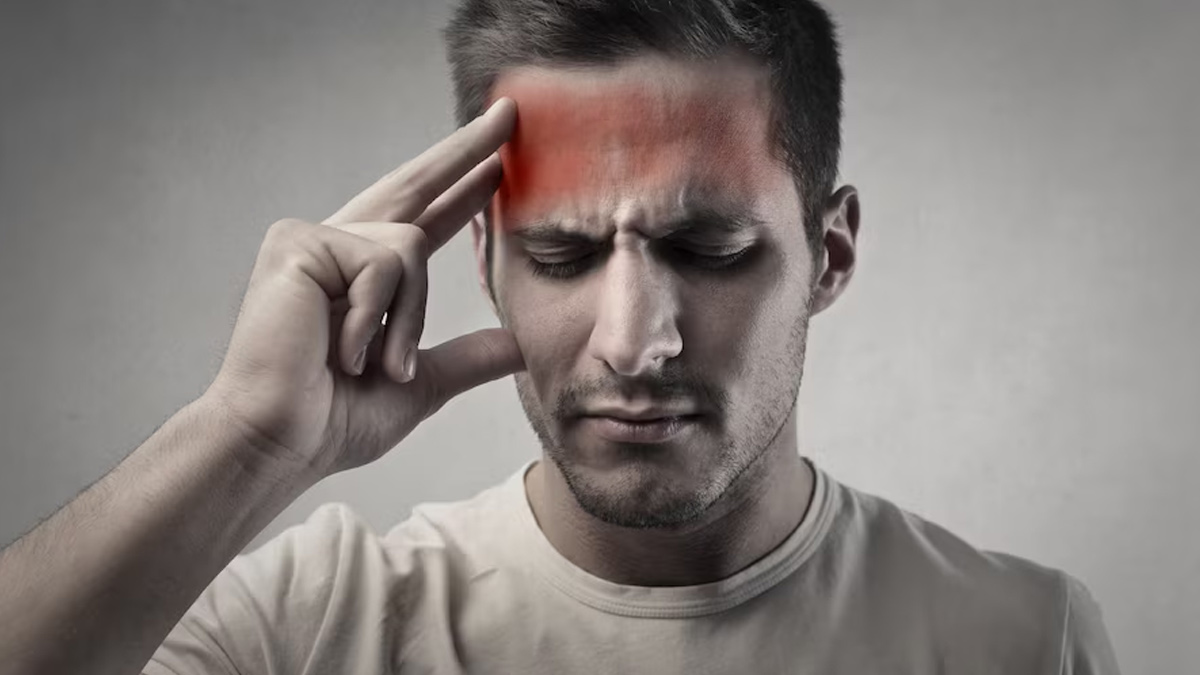 Stages of A Migraine in Hindi