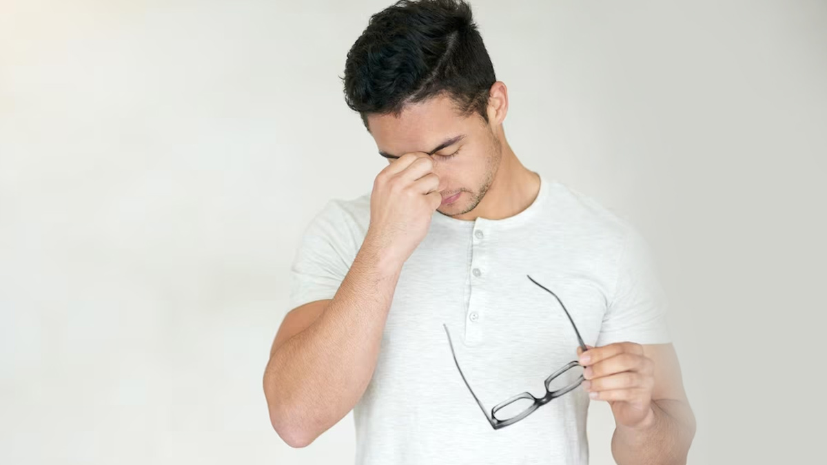 Wearing Glasses In Weak Eyesight